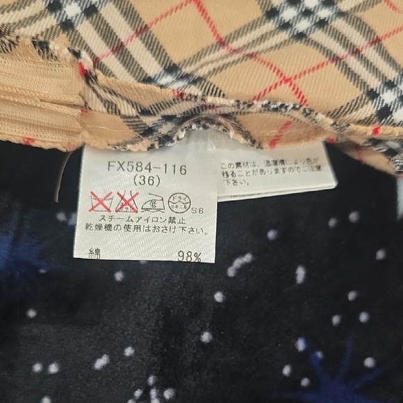Burberry Beige Plaid Mini Skirt Amazing Condition Blue Label - Picture 4 of 5